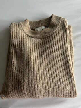 H&M Ribbed Crewneck Sweater - Light Brown